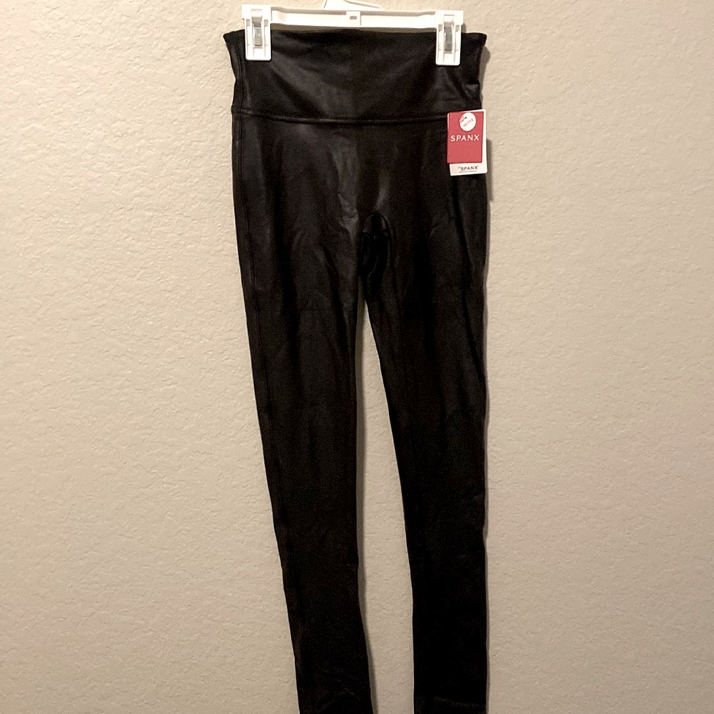 Brand new faux leather Spanx Leggings size S